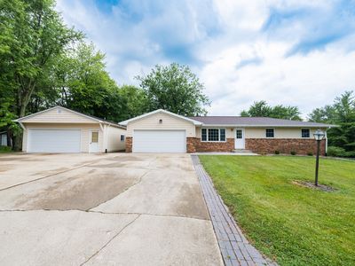 14746 Mercury Ln, Bloomington, IL, 61705
