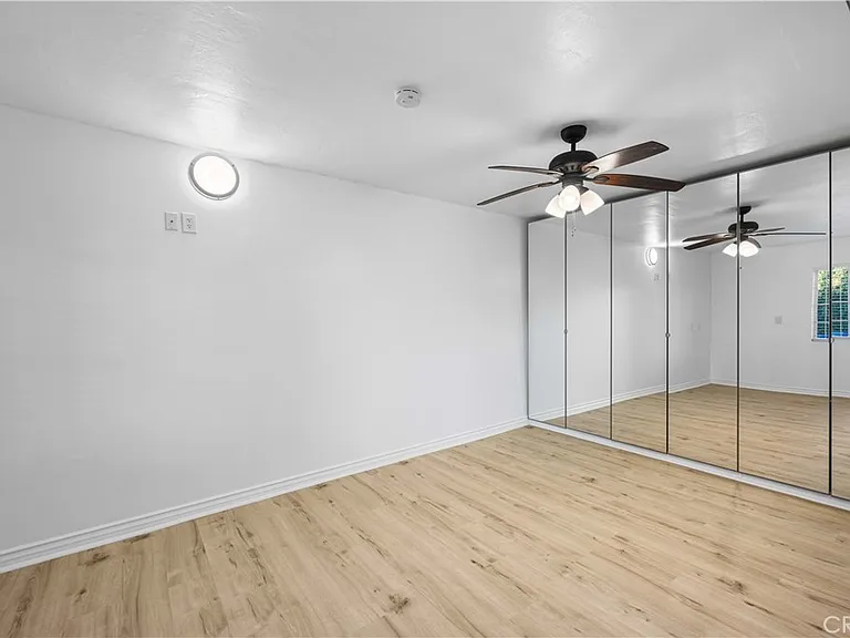 1303 N Beverly Glen Blvd — Photo 12