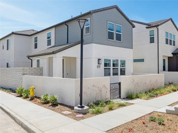 27399 Fox Den Pl, Valencia, CA 91381