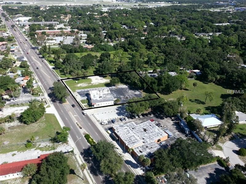 1st image of 4500 N Tamiami Trl