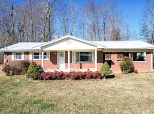 35 Shaw Rd, Chuckey, TN 37641