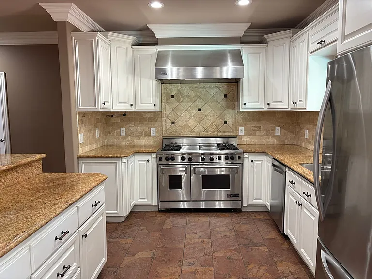 12859 Fenton Ave — Photo 21