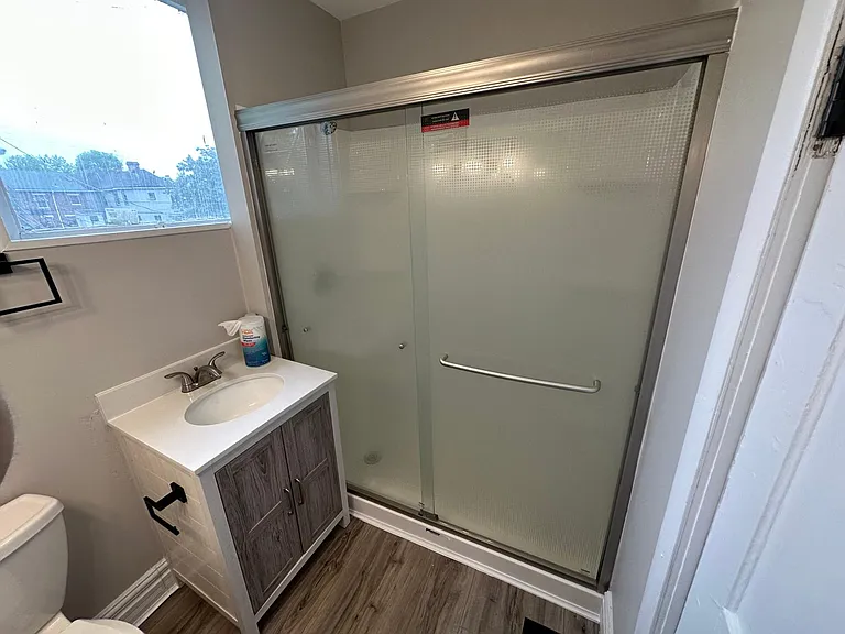 2023 Greenup St #2 — Photo 15