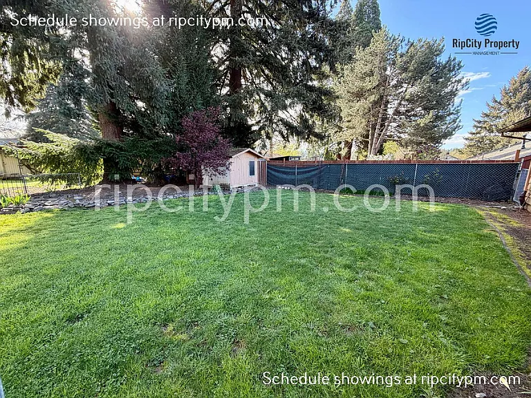 11430 SW 121st Ave — Photo 23