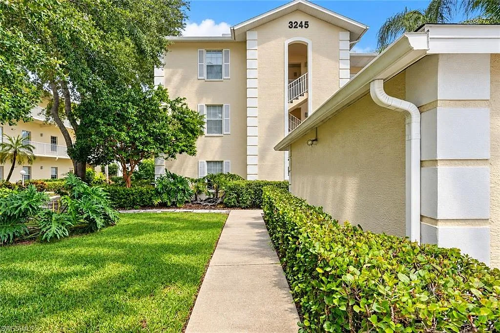 2 bed, 2.0 bath, 1191 sqft, $2,000 — Photo 3