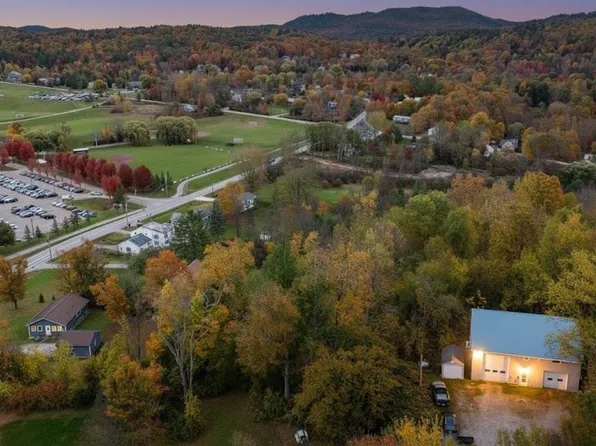 97 Bittersweet Hill, Hinesburg, VT 05461