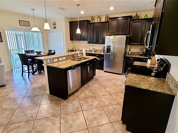2nd image of 16608 Magnolia Reserve Pl