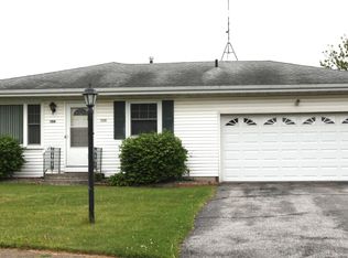 104 Beech Ct, Hebron, IN 46341