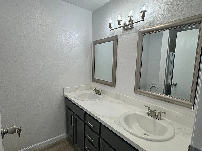 6274 Joaquin Murieta Ave #D — Photo 12
