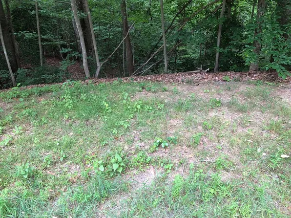 34 Arthur Ct, Montross, VA 22520