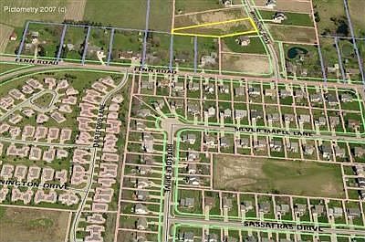 2nd image of 3680 Windsong Dr