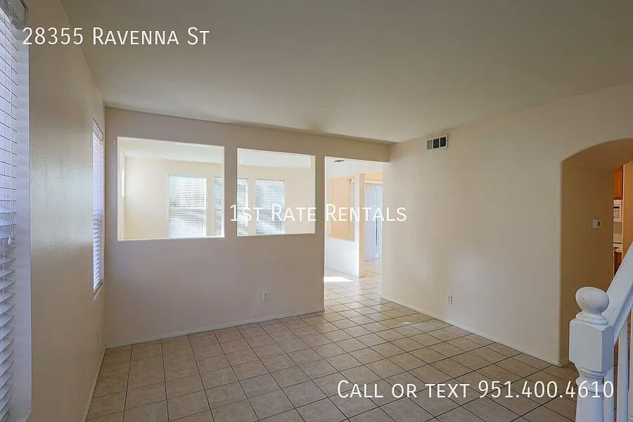 Building Photo - 28355 Ravenna St