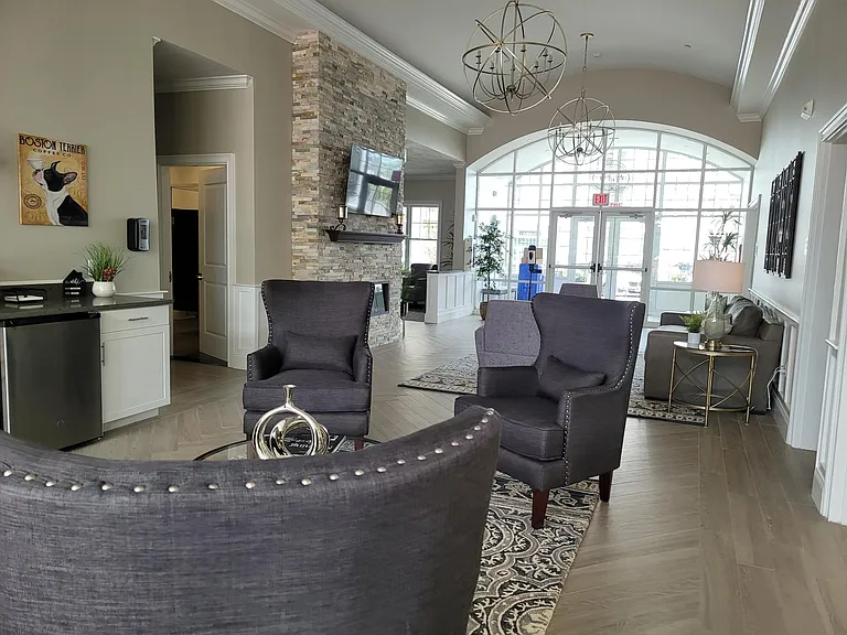 320 Middlesex Ave #B303 — Photo 37