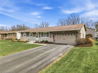 2855 Vollmer Dr, Youngstown, OH