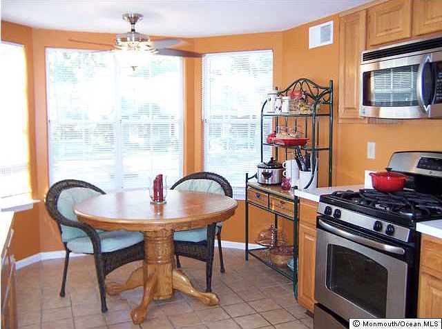 1st image of 1119 Thornbury Lane #A