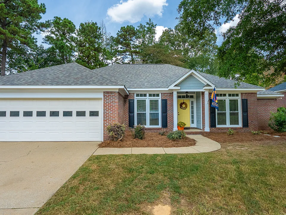 6754 Moon Cir