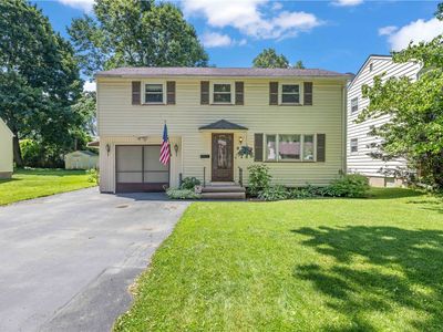975 Whitlock Rd, Rochester, NY, 14609