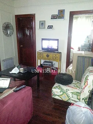 Rented by Universal Realty Group | media 34