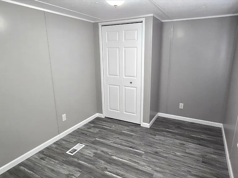 330 Ranchero Ln — Photo 3