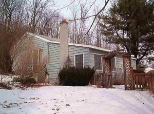 103 N Main St, Howes Cave, NY 12092