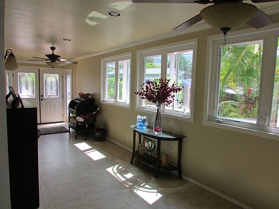 entry (sunroom)