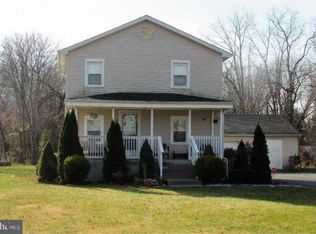 2369 E Oak Rd, Vineland, NJ 08361