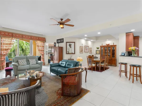 16101 Emerald Estates Dr APT 448, Weston, FL 33331