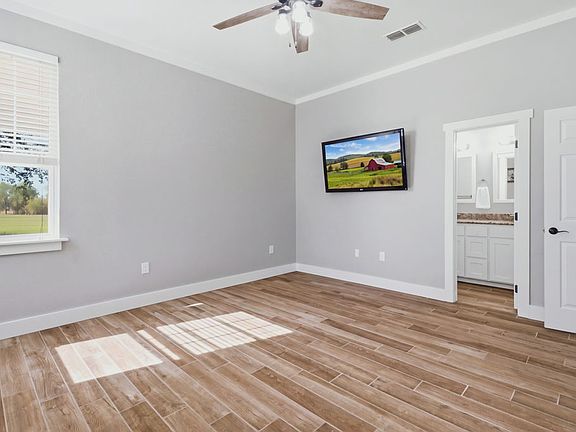 5th image of 5480 New Hope Rd