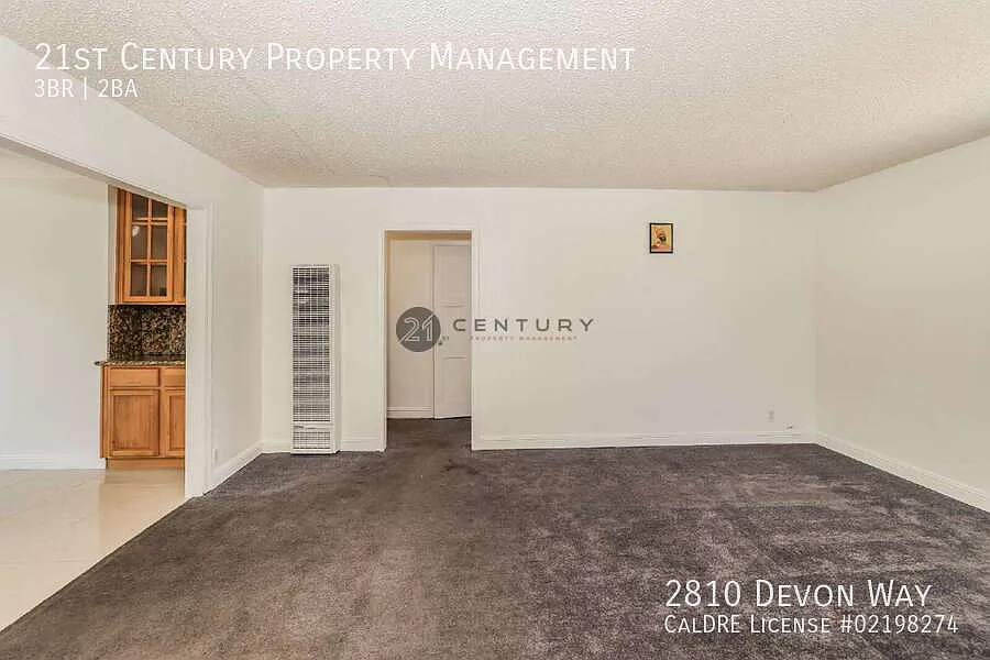 Charming 3-Bedroom Home with Flexible Bonus Space & Easy Freeway Access — Photo 4