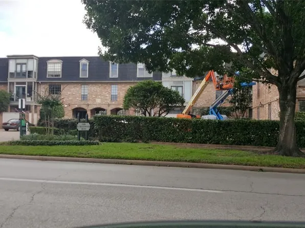 2400 N Braeswood Blvd APT 207, Houston, TX 77030