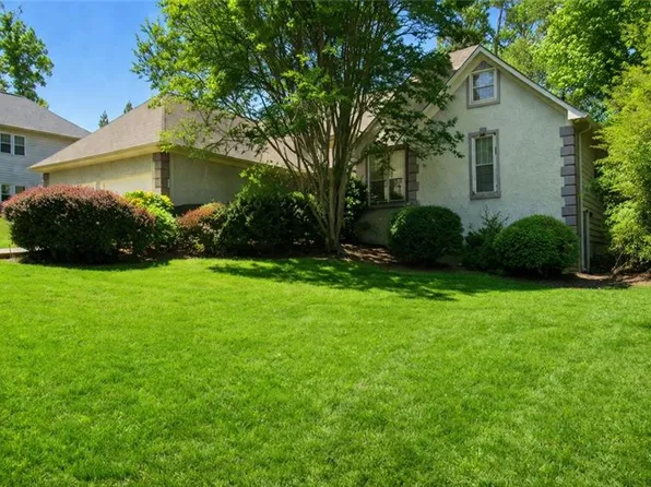 4305 Deep Springs Ct NW, Kennesaw, GA 30144