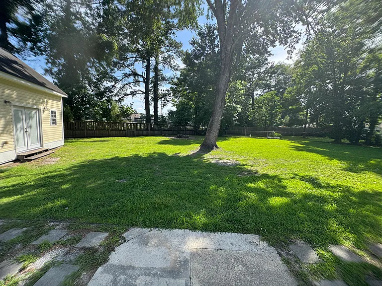 106 Cambell Ct — Photo 4