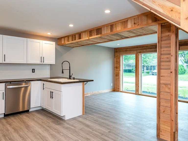 2821 Blackhawk Rd — Photo 39