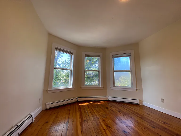 66 Pleasant St #3 — Photo 6