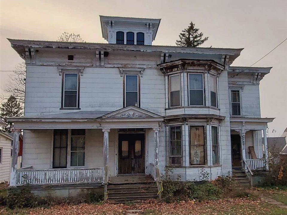 1st image of 12 Church St
