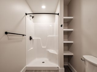 5 Progress Way #8, Bridgton, ME 04009