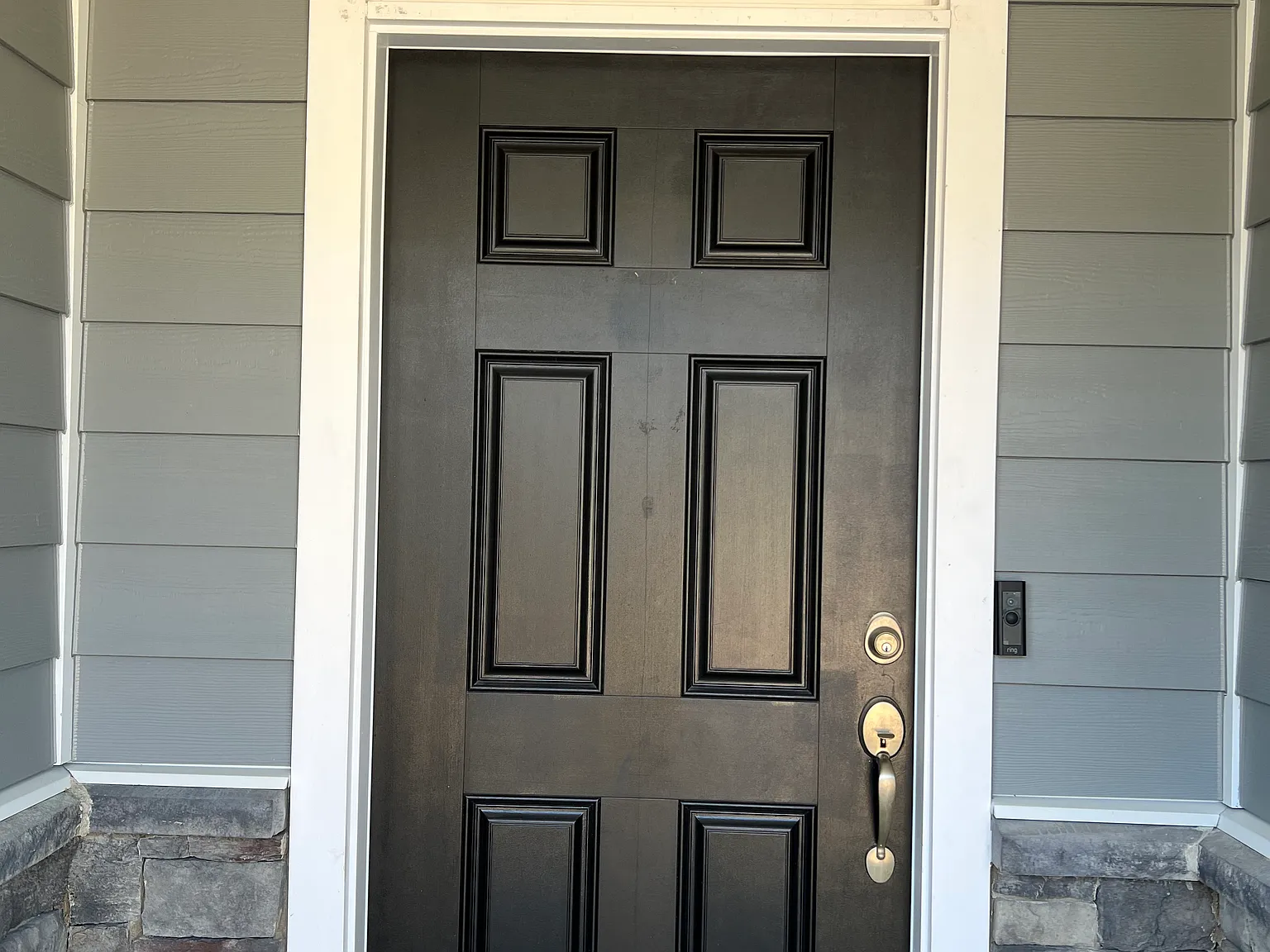 5 bed, 3202 sqft, $3,200 — Photo 2