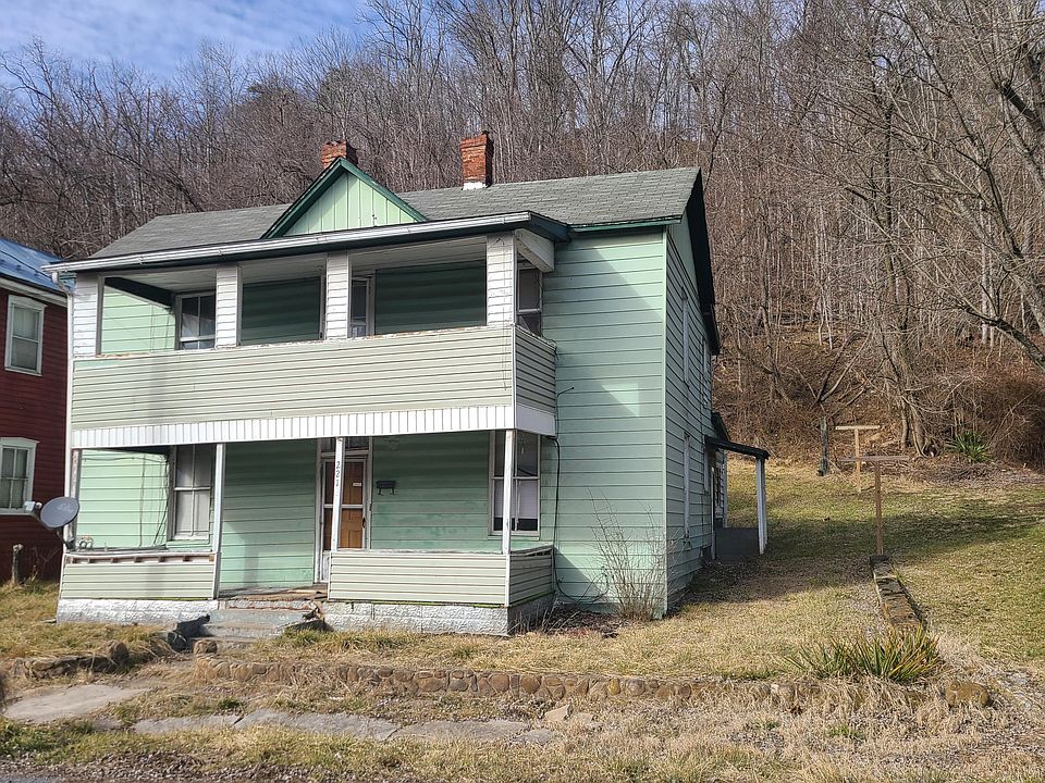 221 E Main St, Ronceverte, WV 24970 Zillow