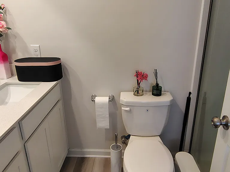 2719 Fordham St — Photo 9