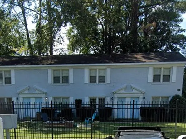 806 Willow St #1, Greenville, NC 27858