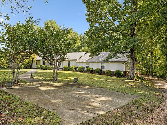 3rd image of 7144 Carter Rd