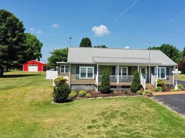 758 Main St, Dyer, TN 38330
