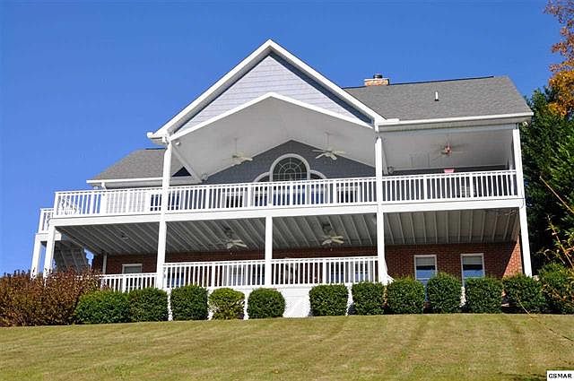 1st image of 8016 Mountain Ridge Dr