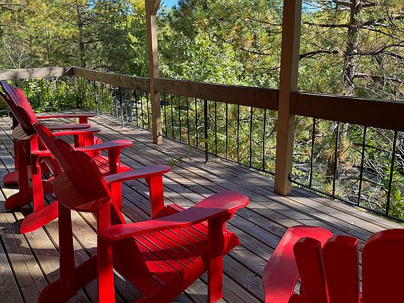 Lower level deck