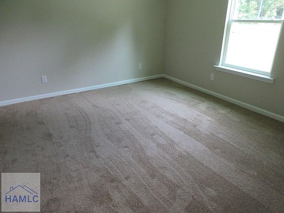 4th image of 402 W Mann St