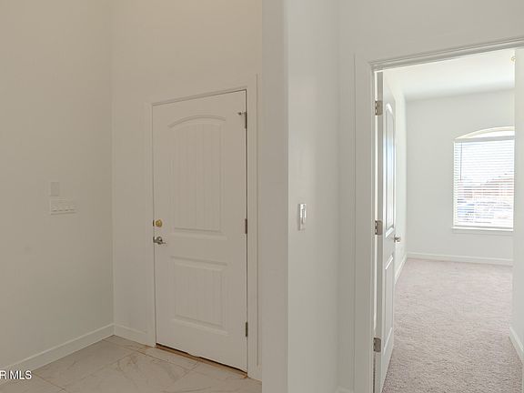 4th image of 13893 Sky Harbor Ave