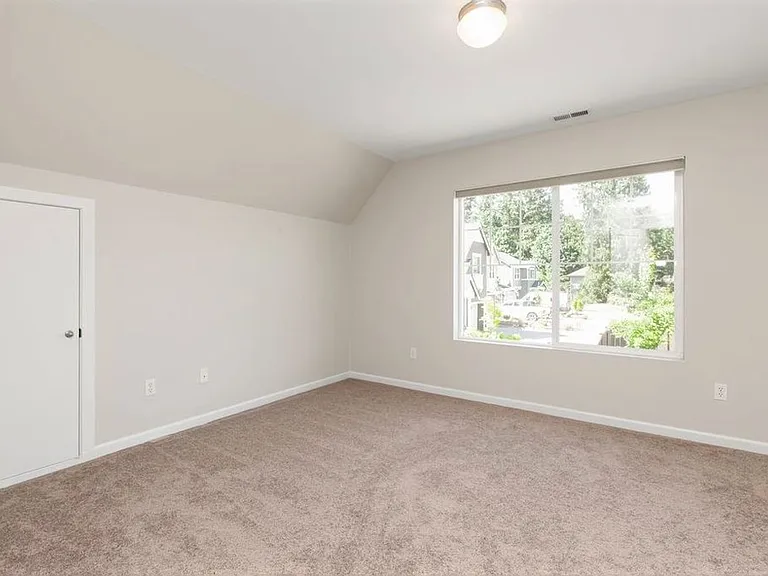 23905 33rd Dr SE — Photo 14