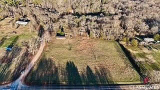 2nd image of 70 Forest Trail