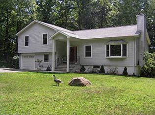 6 Aarons Way, East Hampton, CT 06424