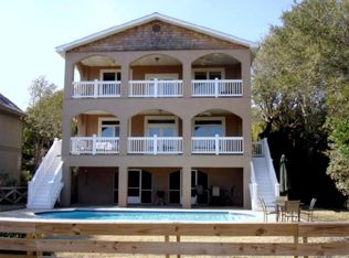 1805 Dixon Ln, Saint Simons Island, GA 31522